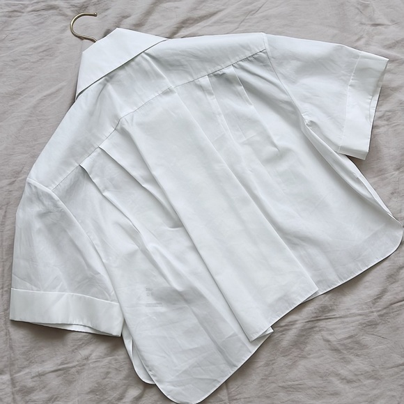 ❌❌Chanel Logo White Button Up Crop Top Shirt Sz.34 - Popular & Rare - Picture 8 of 16